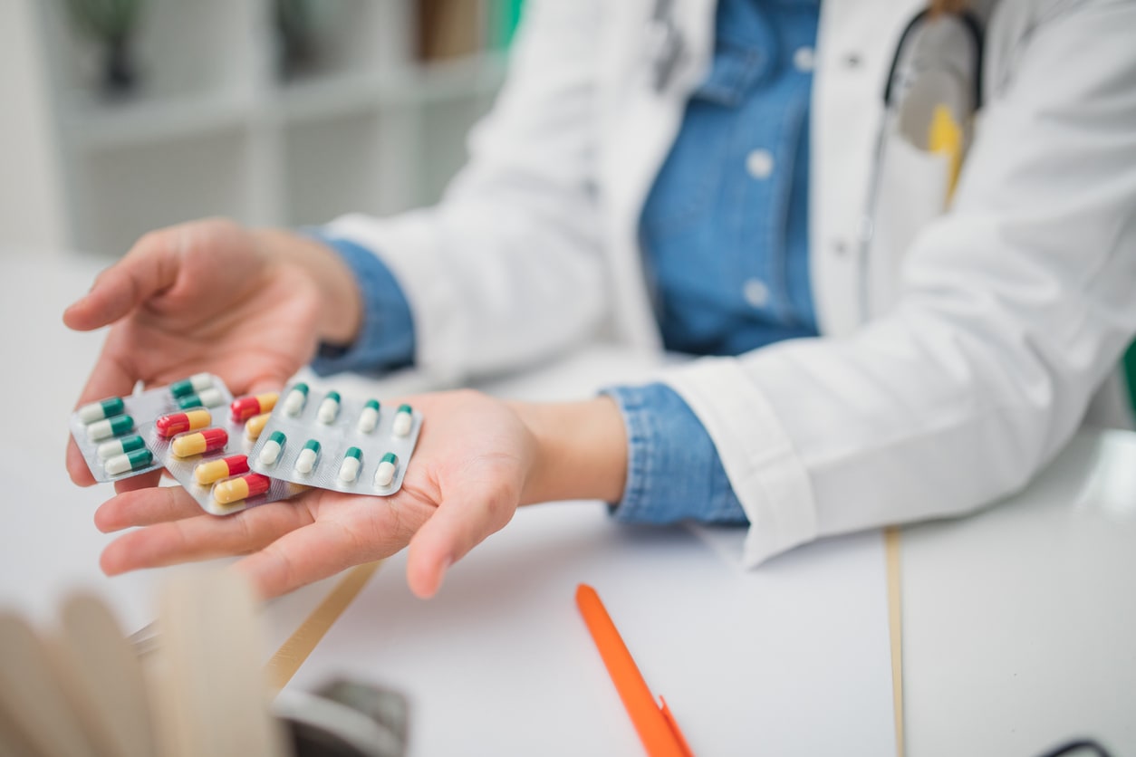 antibiotikumok a köröm gomba lista)