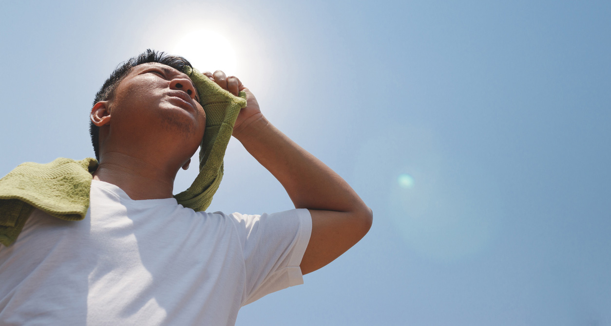 Hasil gambar untuk kurang minum air putih