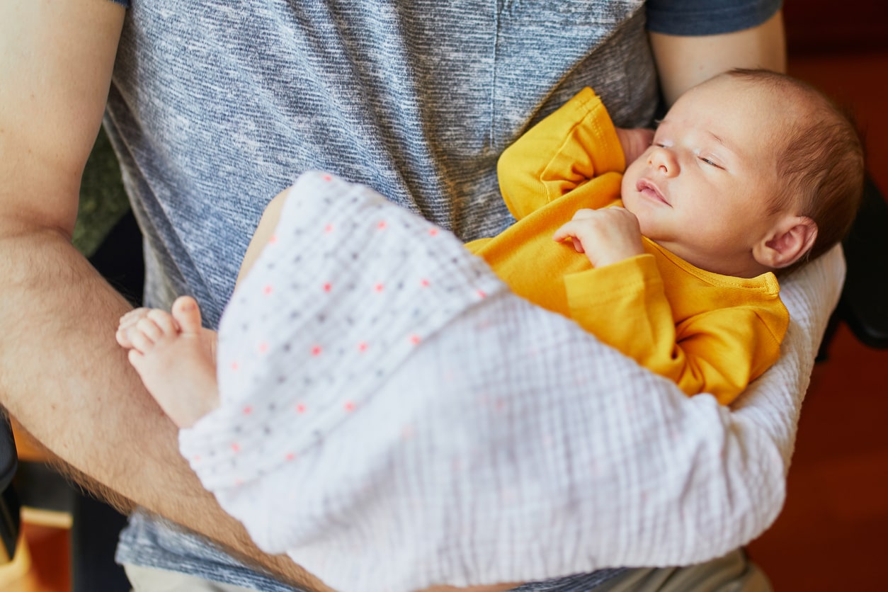 Cara Menghilangkan Mata Kuning Pada Bayi
