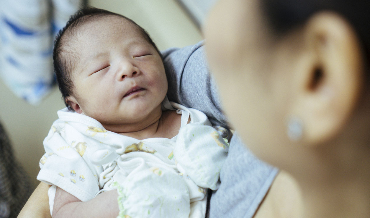 Kenali 7 Tanda Mau Melahirkan Anak Pertama | HonestDocs