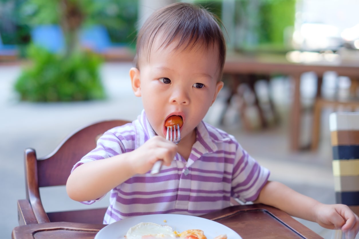 Perkembangan Anak 1 Tahun, Harus Bisa Apa? | HonestDocs