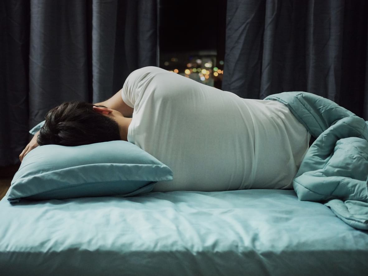 Jika Jantung Berdebar Saat Tidur Apakah Itu Normal Honestdocs