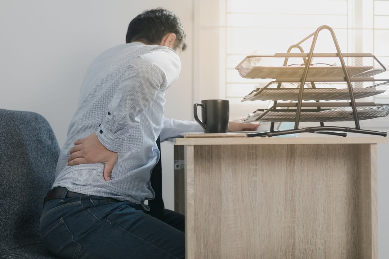 Apa yang Menyebabkan Rasa Nyeri Kronis | HonestDocs