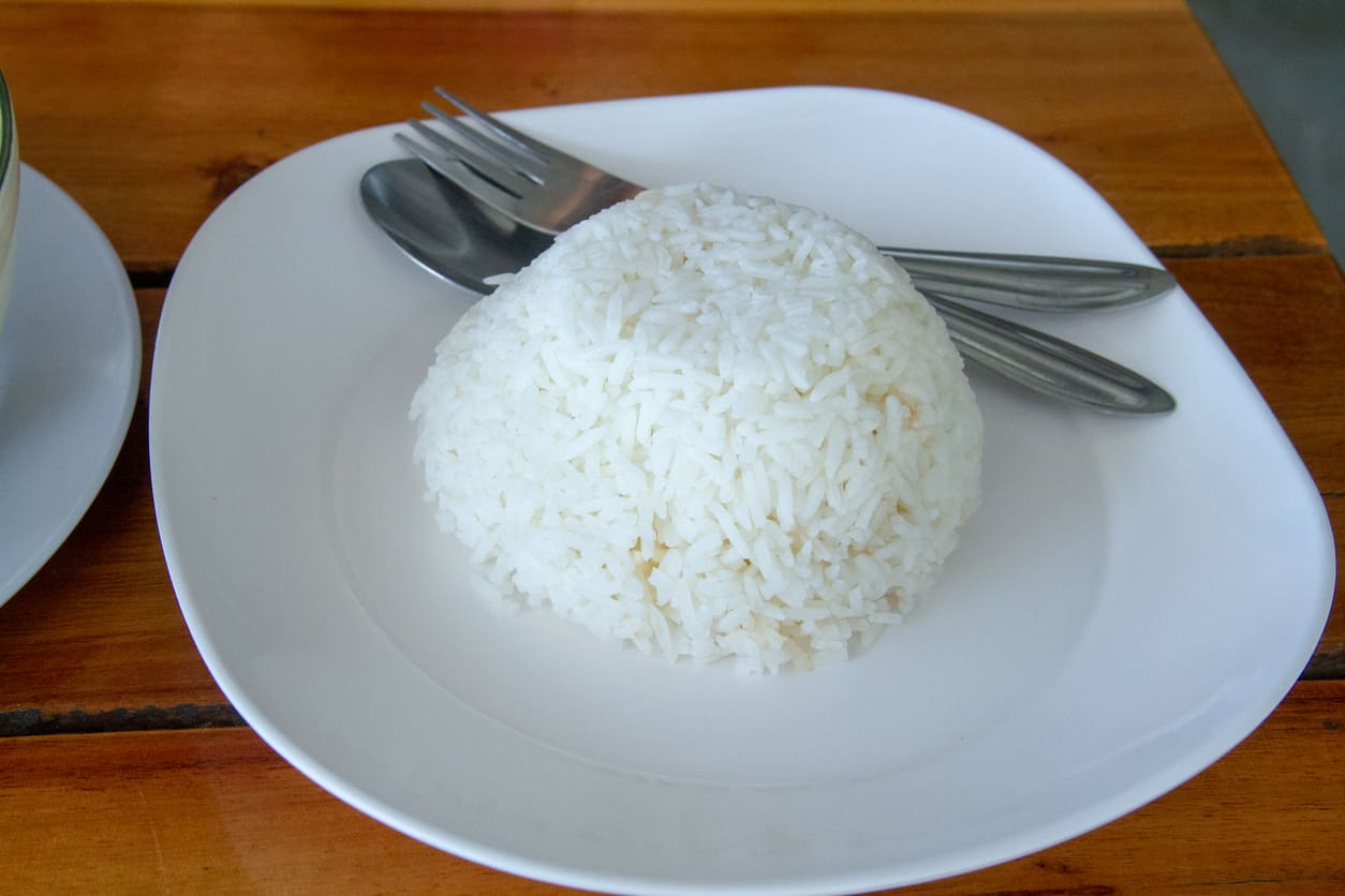 Manakah Pilihan Tepat Untuk Turunkan Berat Badan Nasi  