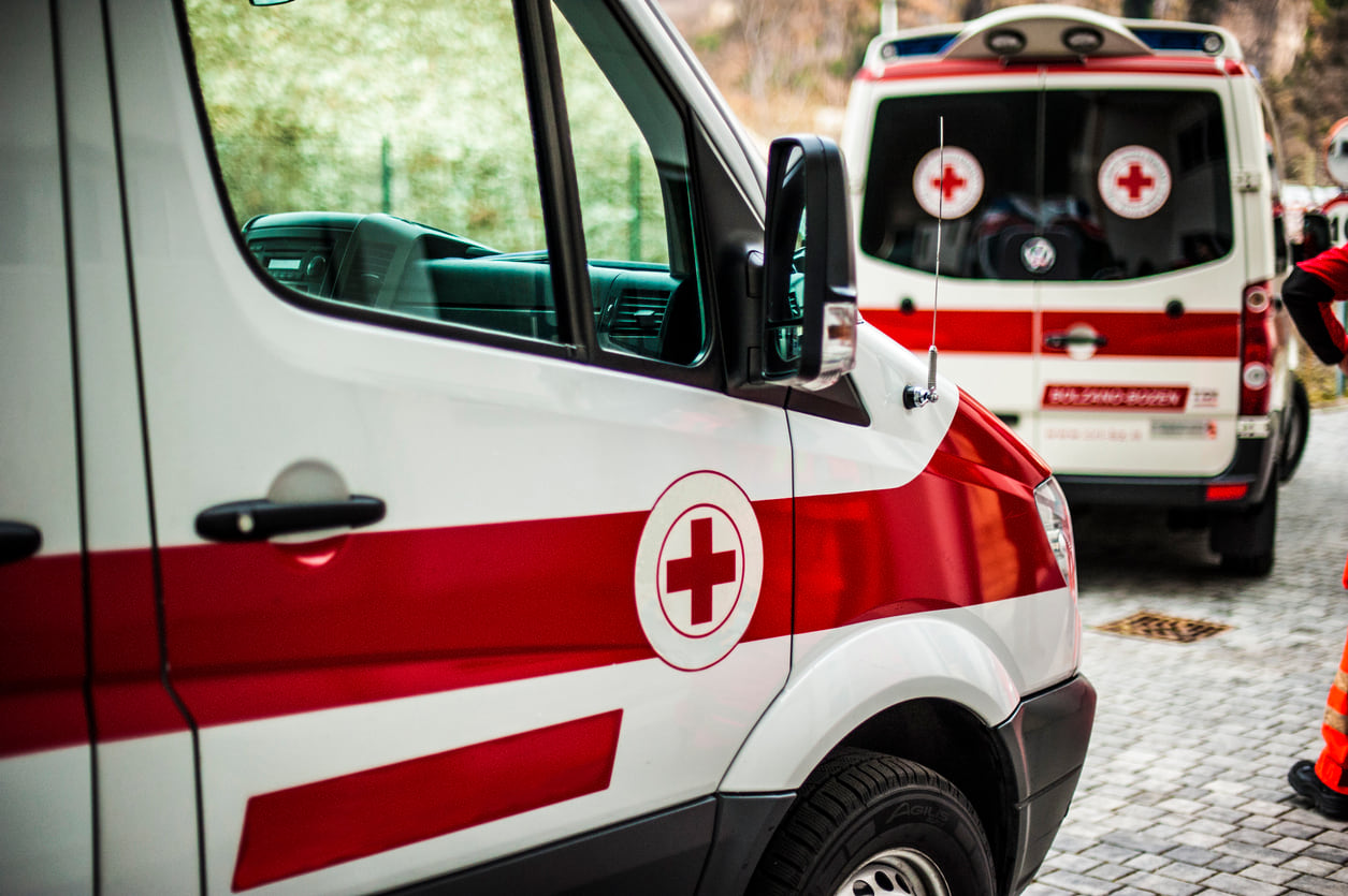 Ambulans Dan Mobil Jenazah Fungsinya Beda Lho Honestdocs