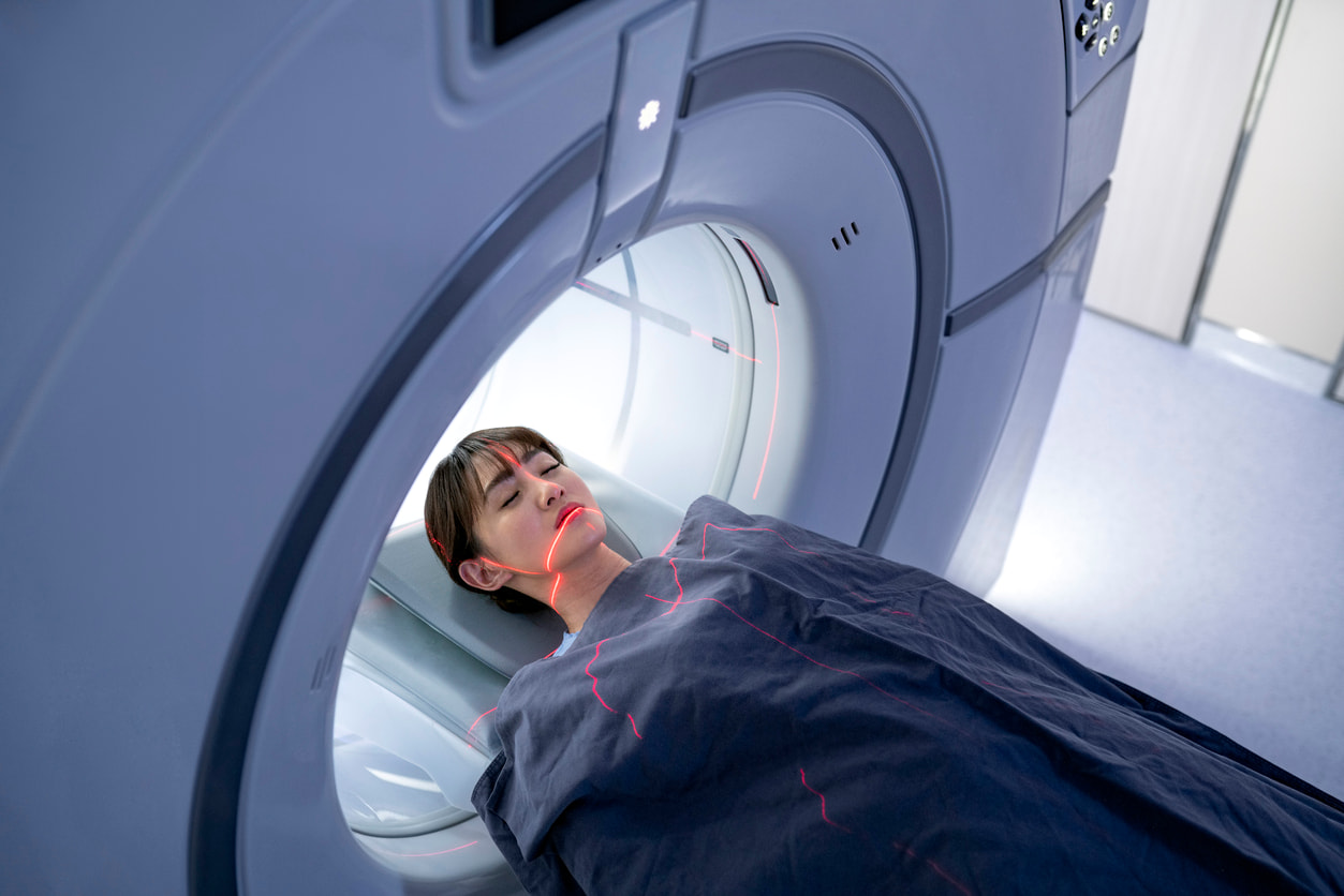 Memahami Fungsi MRI, Cara Kerja, dan Risiko yang Bisa Terjadi | HonestDocs