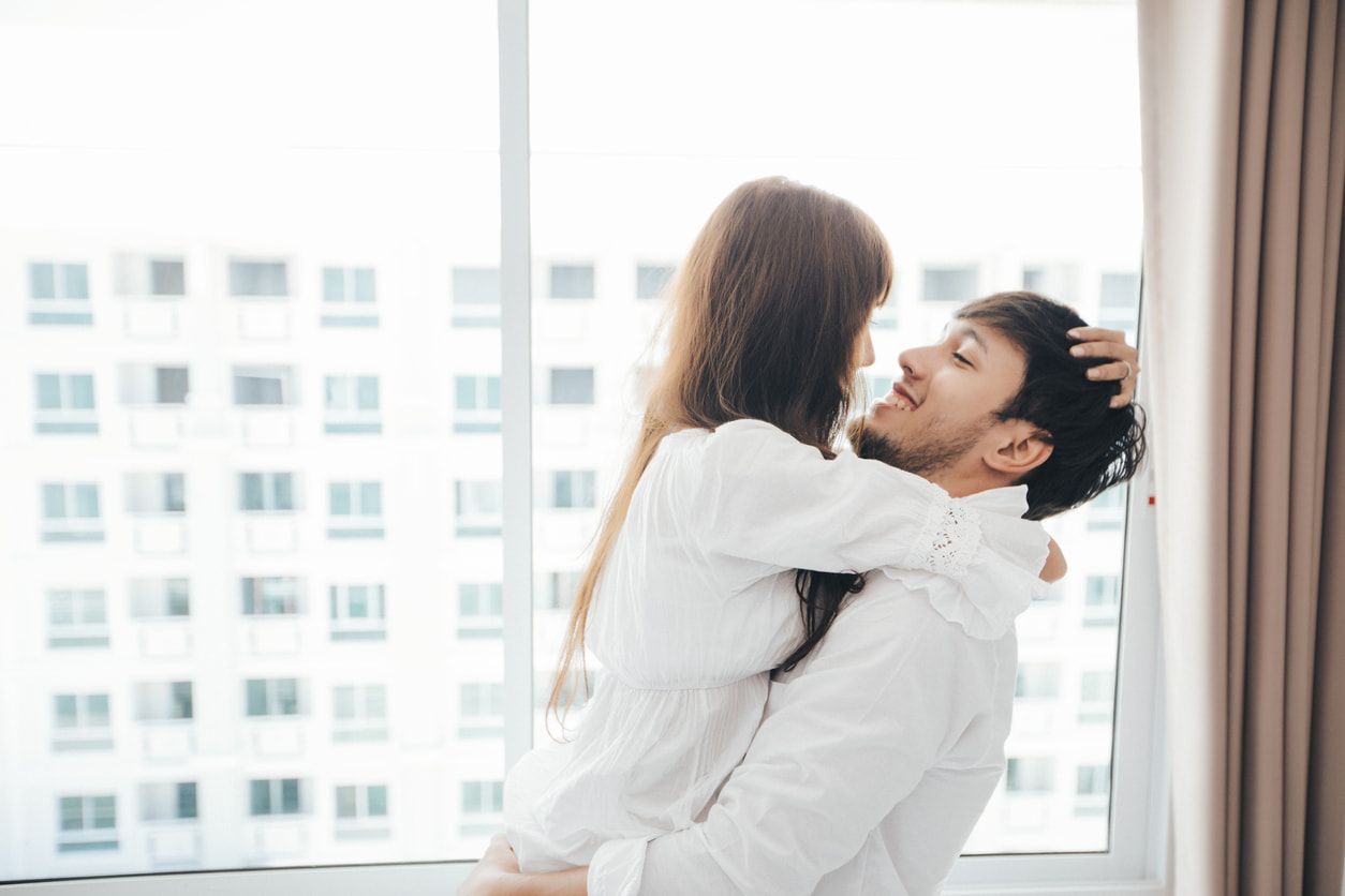 5 Posisi Bercinta Tanpa Buka Baju Tetap Menggairahkan Honestdocs